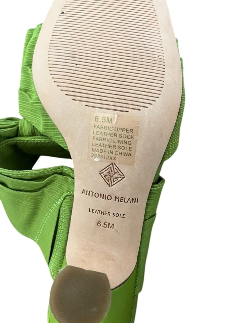 Antonio Melani Green Bow Detail Slide Heels Size 6.5M - Picture 4 of 4